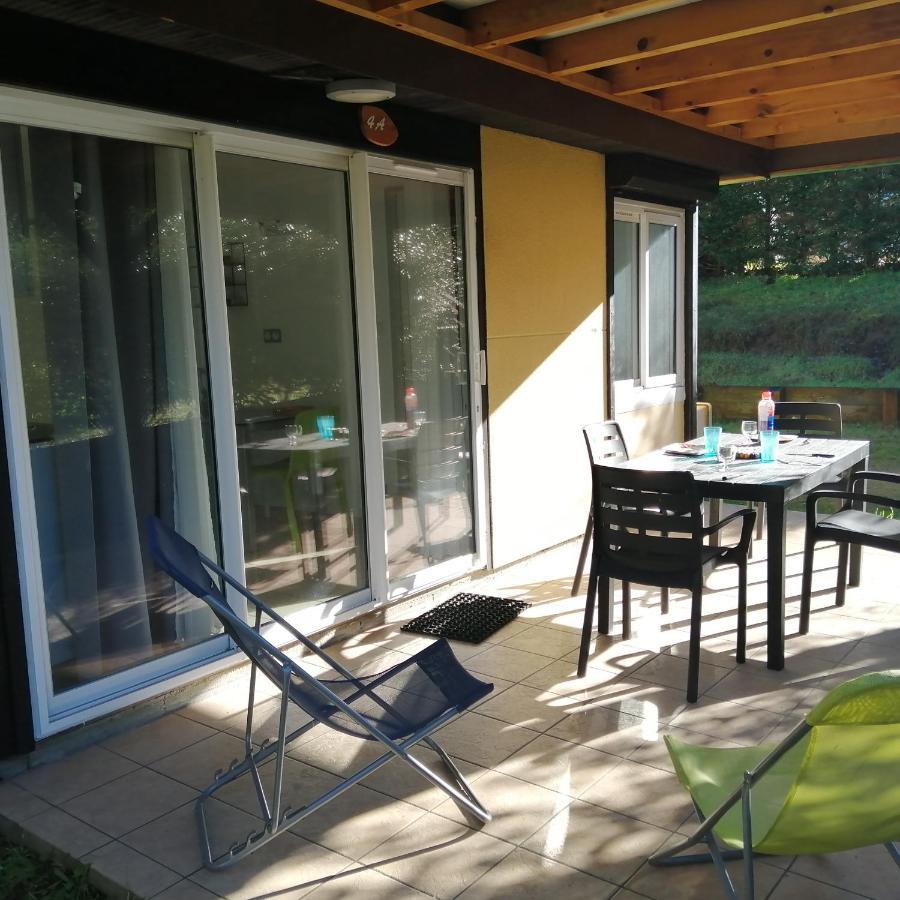 Village Vacances Les Chenes De Leon Exterior photo